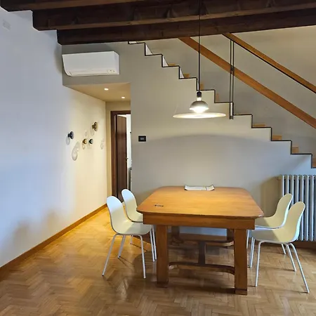 Apartament Interno Gavi